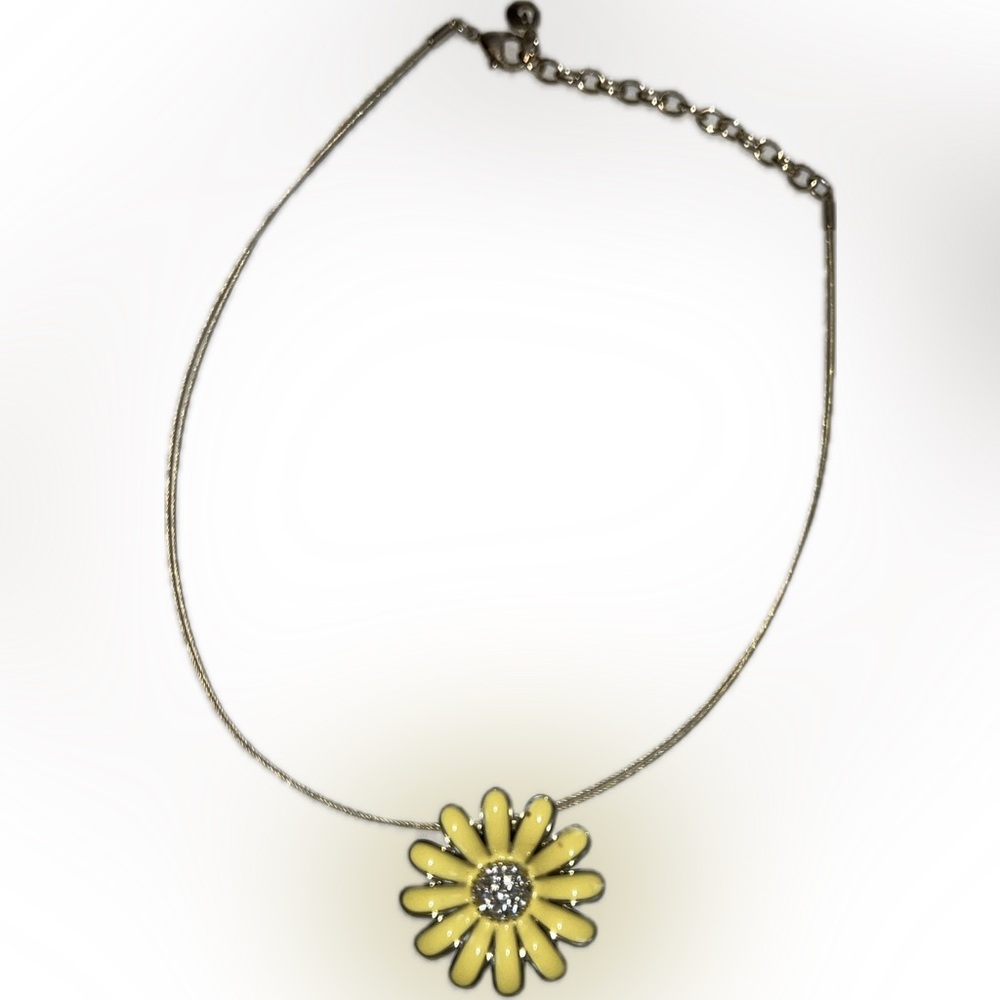 🍄Yellow Enamel Rhinestone Daisy Flower Necklace Jewelry Pendant Floral Accessory